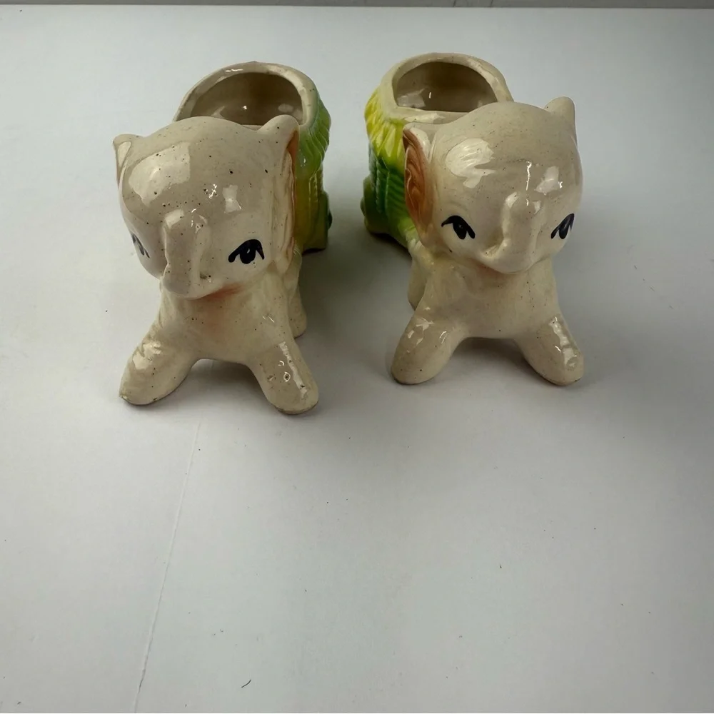 Vintage SET OF 2 Elephant Pulling Cart Planters Kitschy Decor Retro